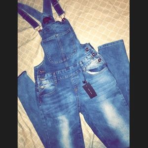 NWT Boyfriend fit Jean jumper