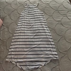 White w/ black stripe swing dress or high/low xs
