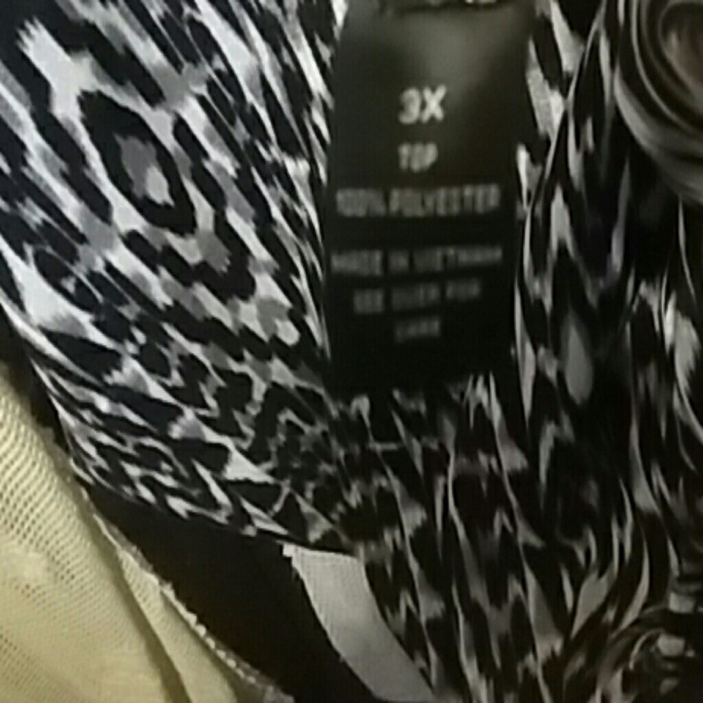 Shirt - Picture 3 of 5