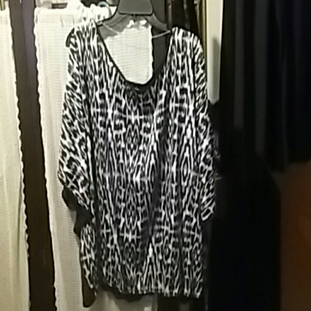 Shirt - Picture 5 of 5