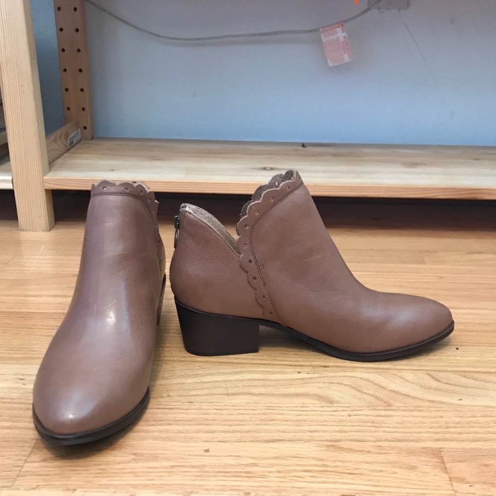 New Latico brown leather booties