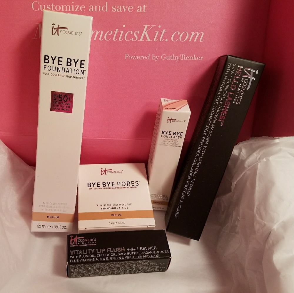 IT Cosmetics Kit