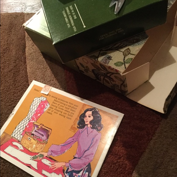 Vintage Electric Scissors - Picture 3 of 3