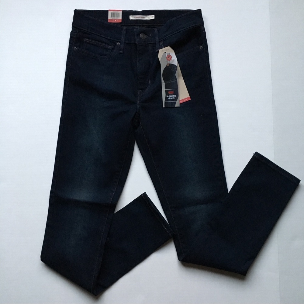 Levi’s Slimming Skinny Jeans 27x30