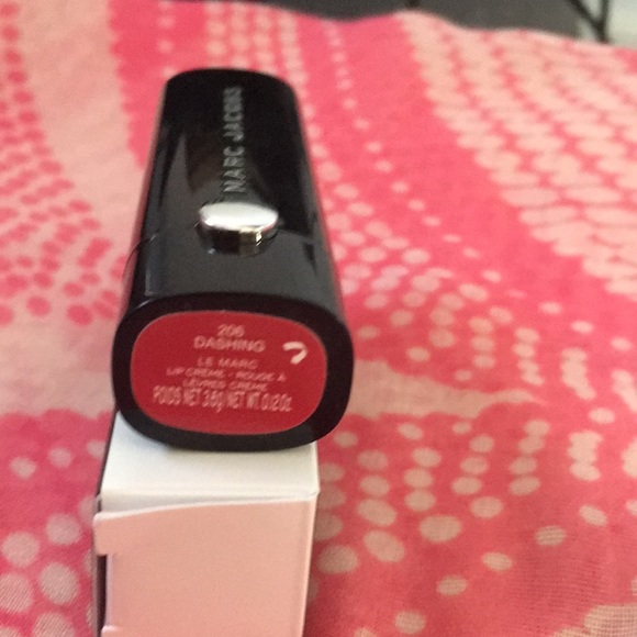 New Full size Marc Jacobs lipstick - Picture 2 of 3