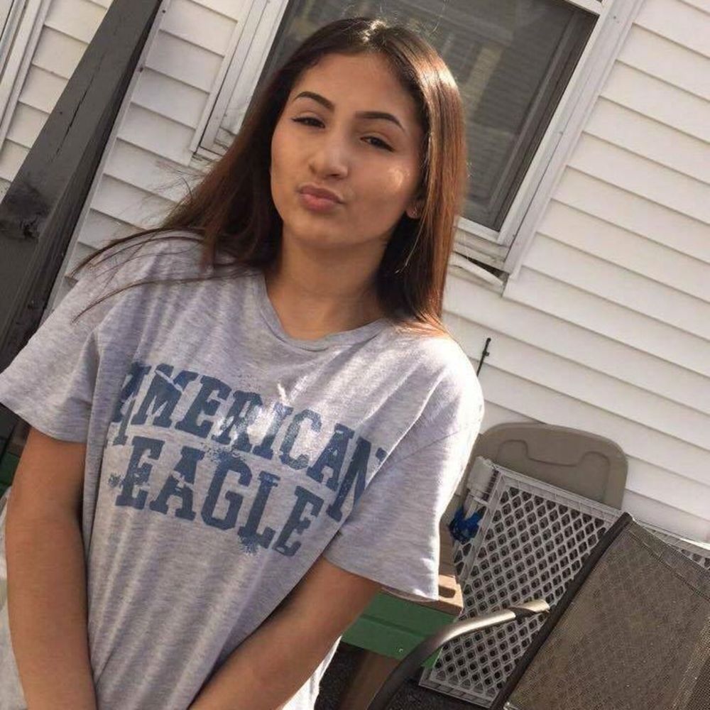 Meet your Posher, Anysa