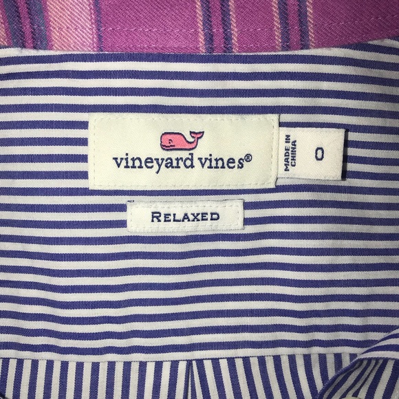 New Vineyard Vines Button Down - Picture 4 of 4