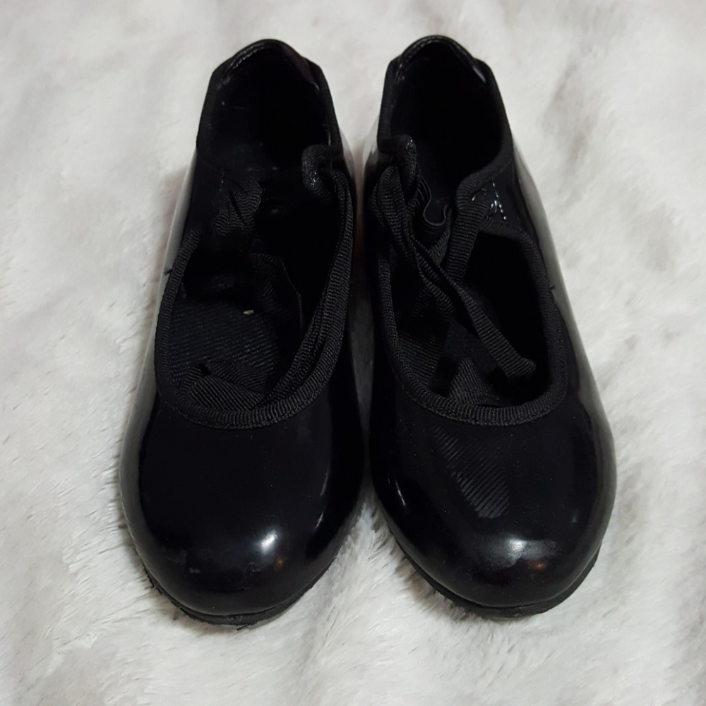 Girl's Tap Shoes
