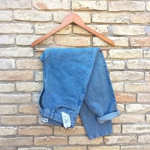 Classic High-Waisted Mom Jeans