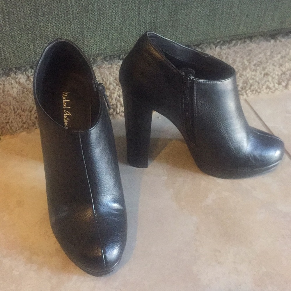 High heeled booties
