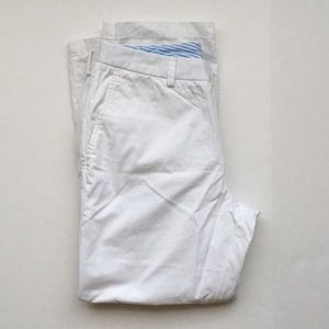 Vineyard Vines white trousers