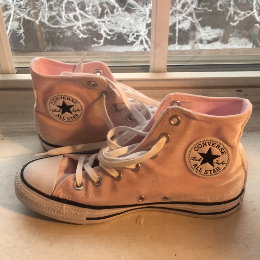 Pink velvet keds