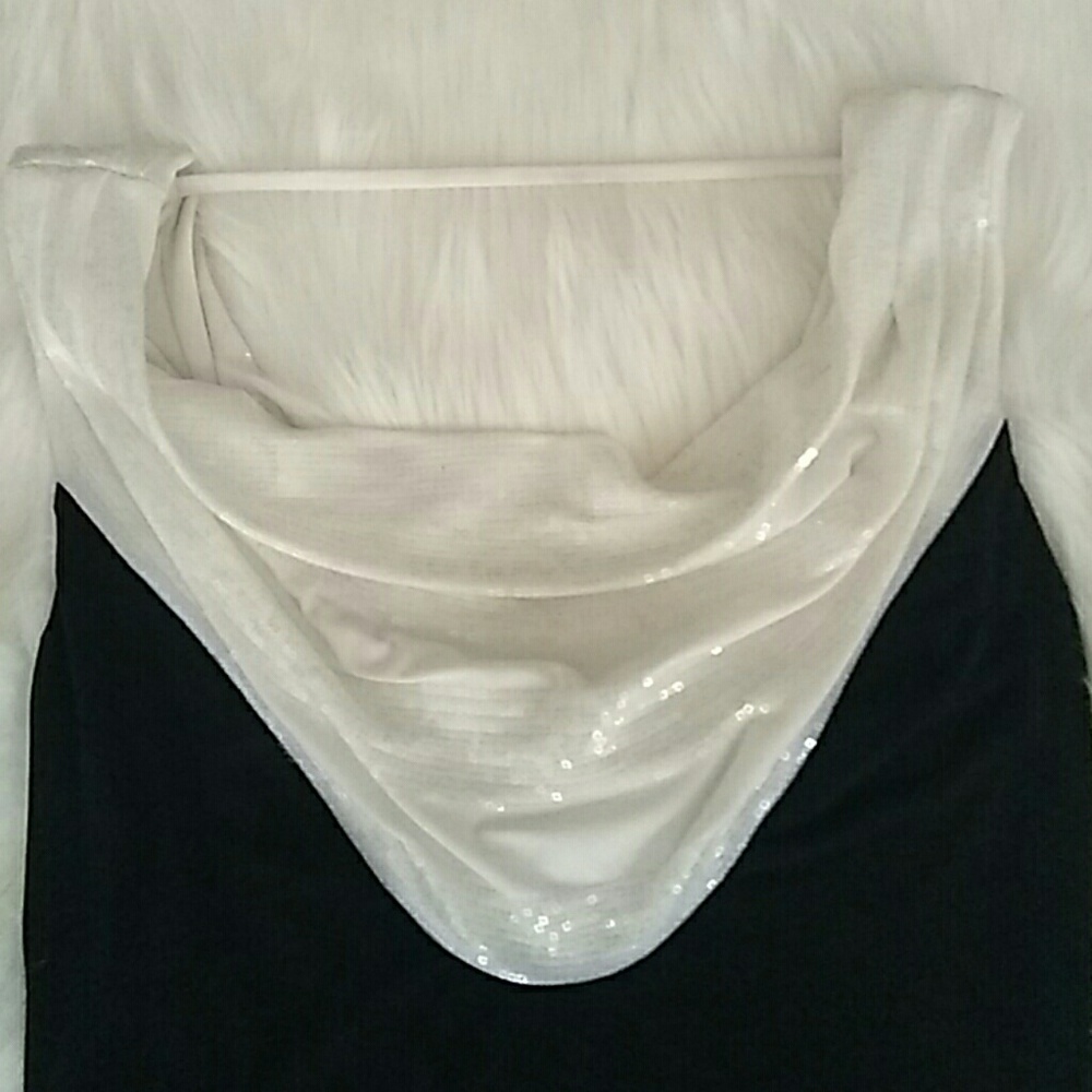 DRESS - Picture 2 of 4