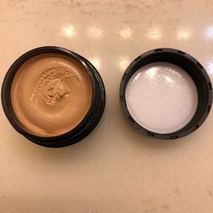 Kevin Aucoin The Sensual Skin Enhancer- SX 07