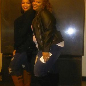 Meet your Posher, Tierra