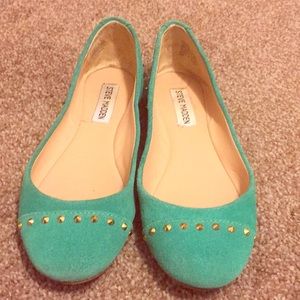 Steve Madden KStudd flat