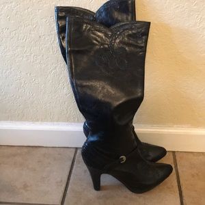 Signature by shi dianna knee high heeled boots
