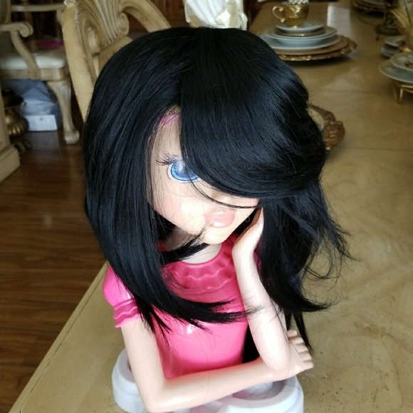 Black Layered Bob Wig main image 4