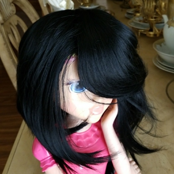 Black Layered Bob Wig