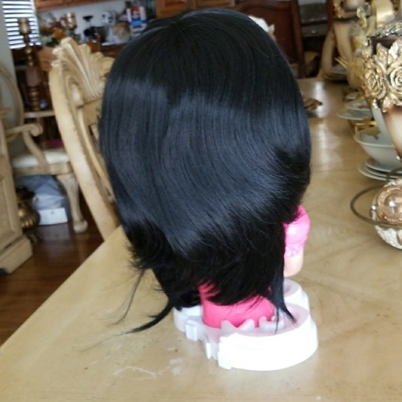 Black Layered Bob Wig