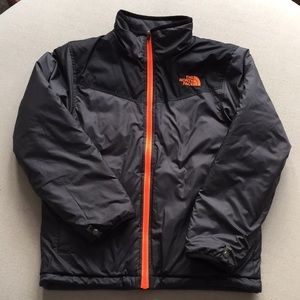 Boys North Face reversible jacket 10/12 M