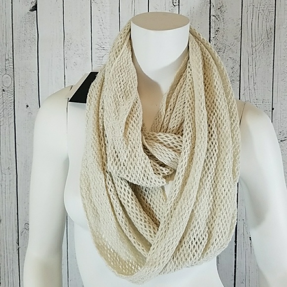 Steve Madden Infinity Scarf New - Picture 2 of 2