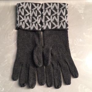 Authentic Michael Kors Gloves