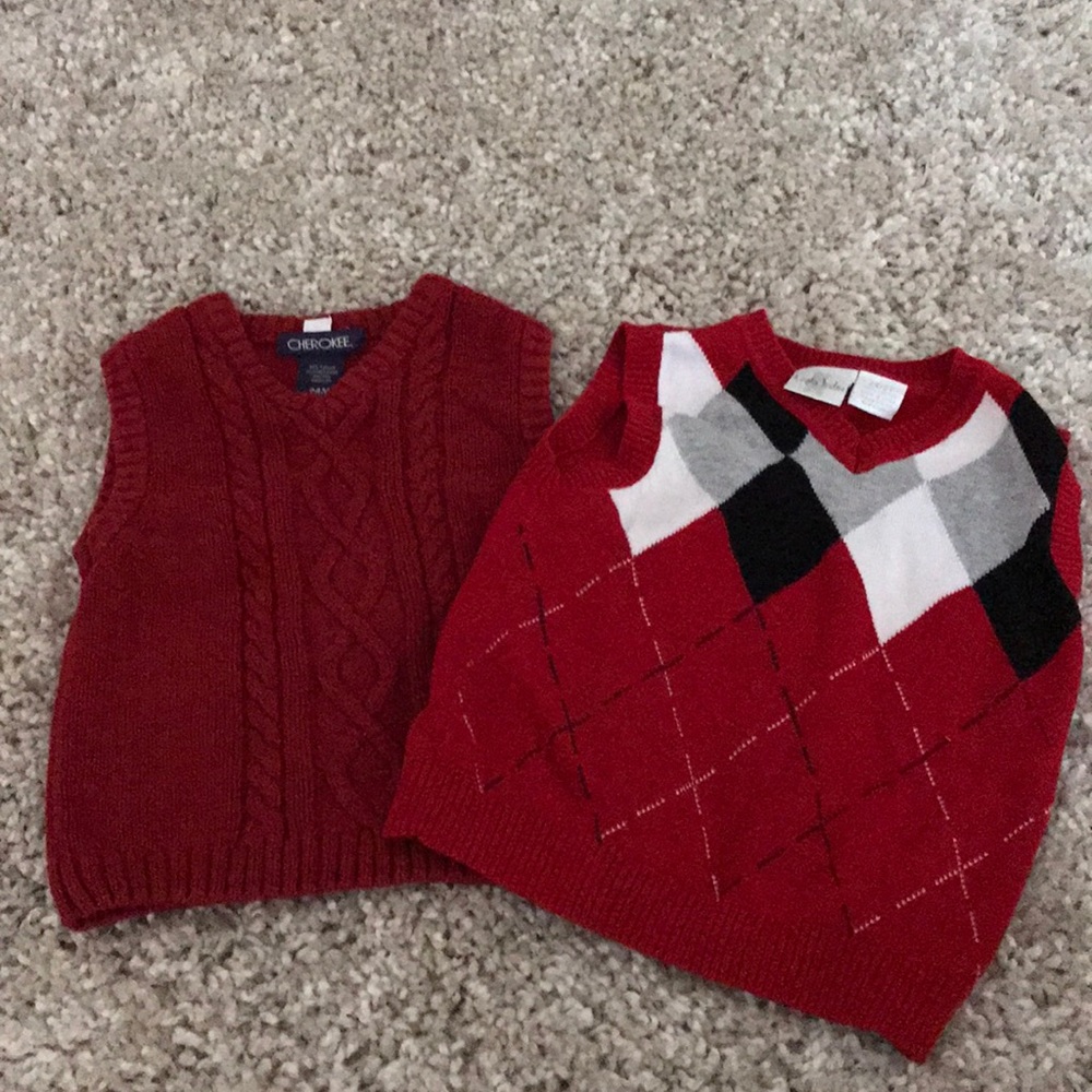 Sweater vest bundle