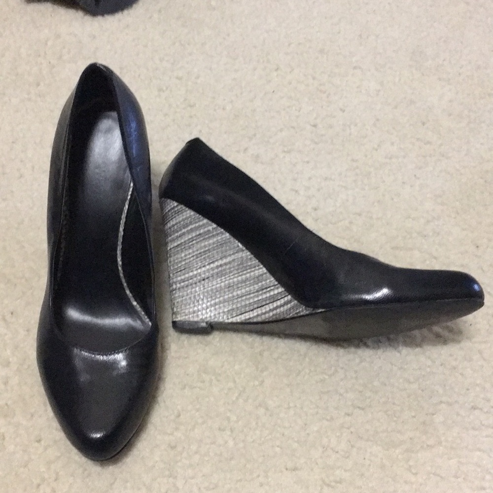Nine West Black Wedges