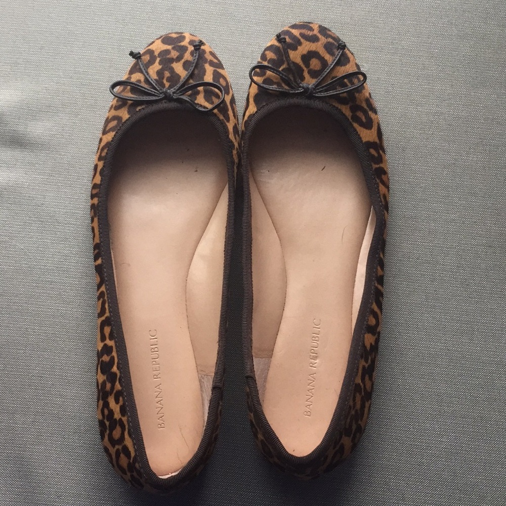 Banana Republic cheetah print flats