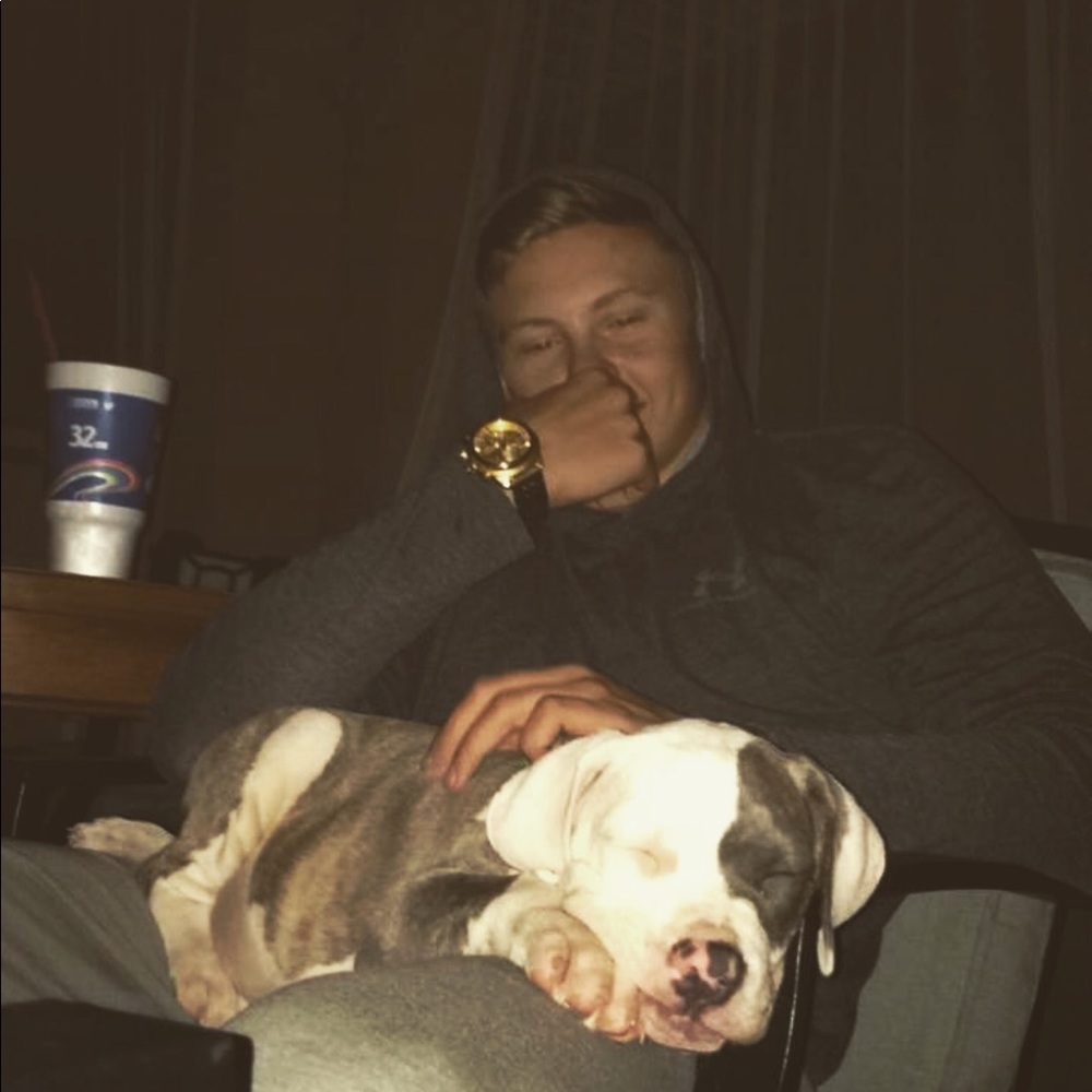 Meet your Posher, Mack