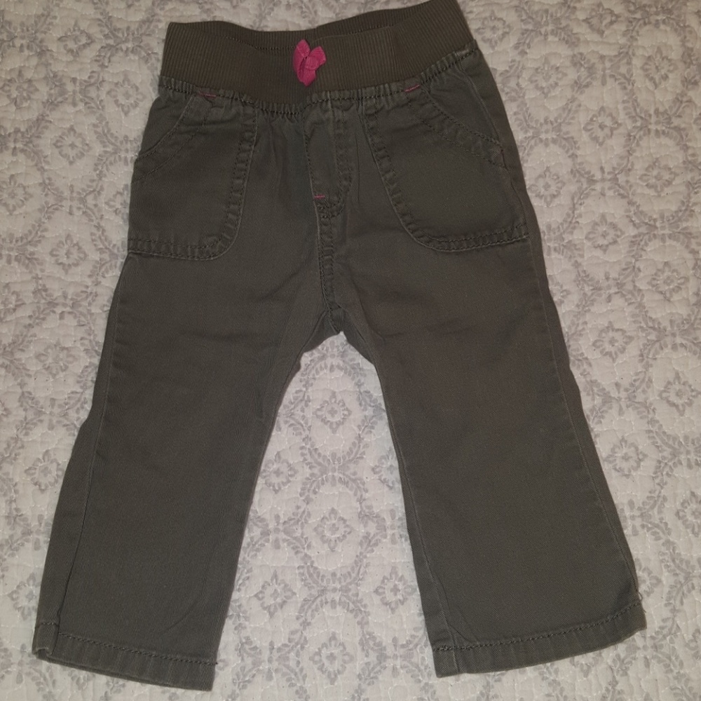 Green khaki pants