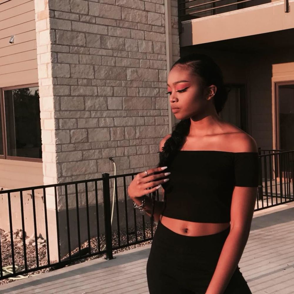 Meet your Posher, Gabrielle