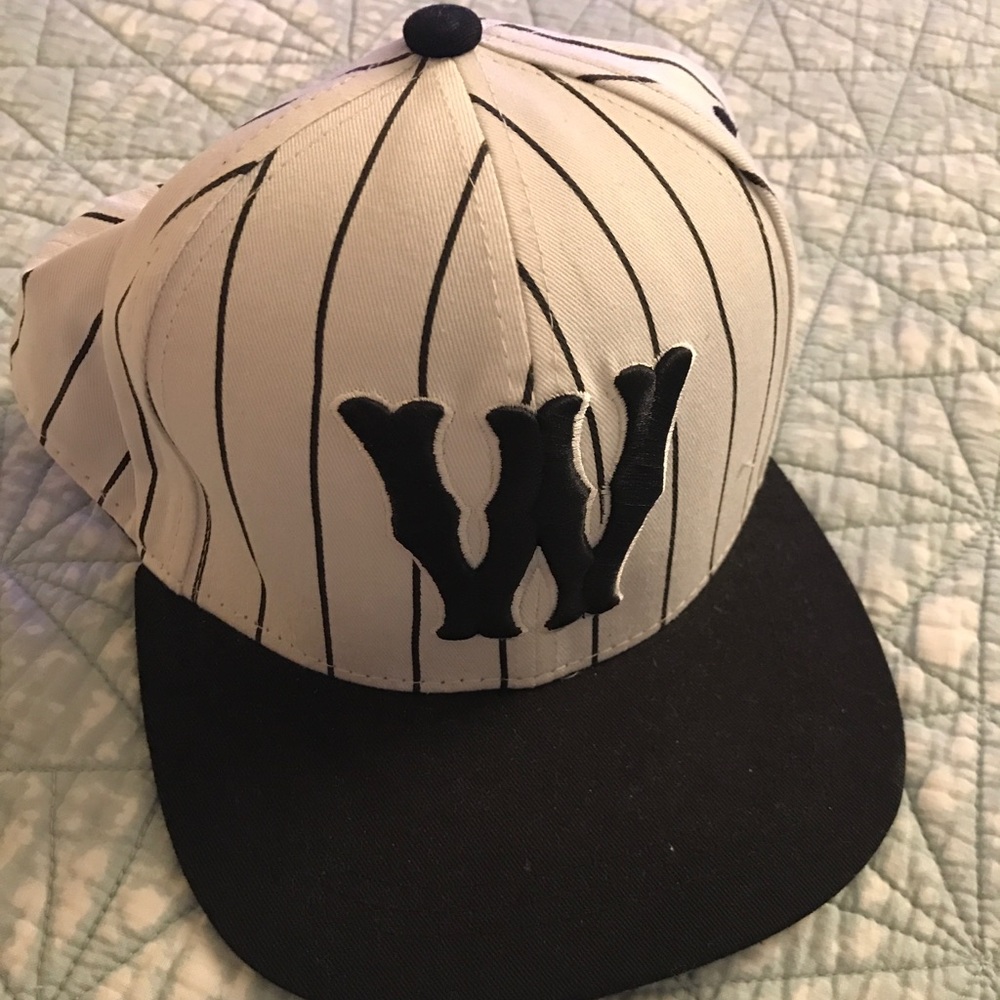 Stripes Snapback