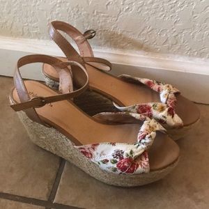 Cute flirty floral wedge sandals