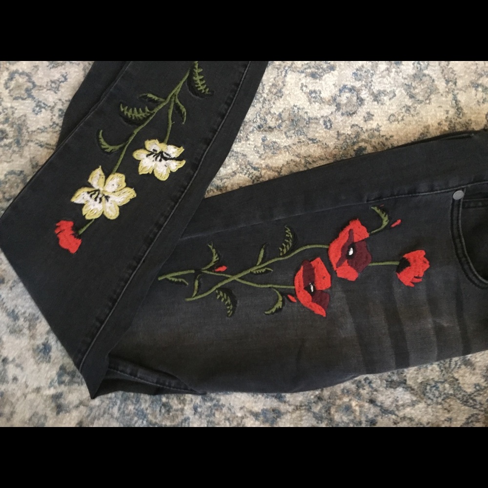 New Romeo Juliet couture pants