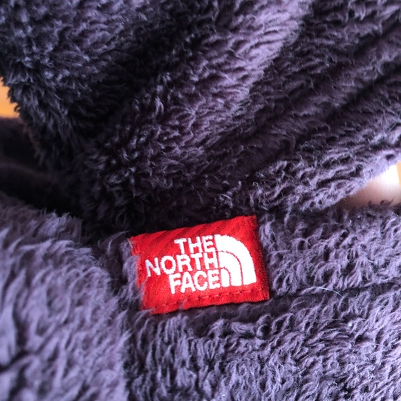 **SOLD**North Face pullover - Picture 2 of 3