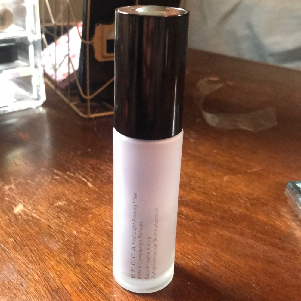 Becca First Light Priming Filter