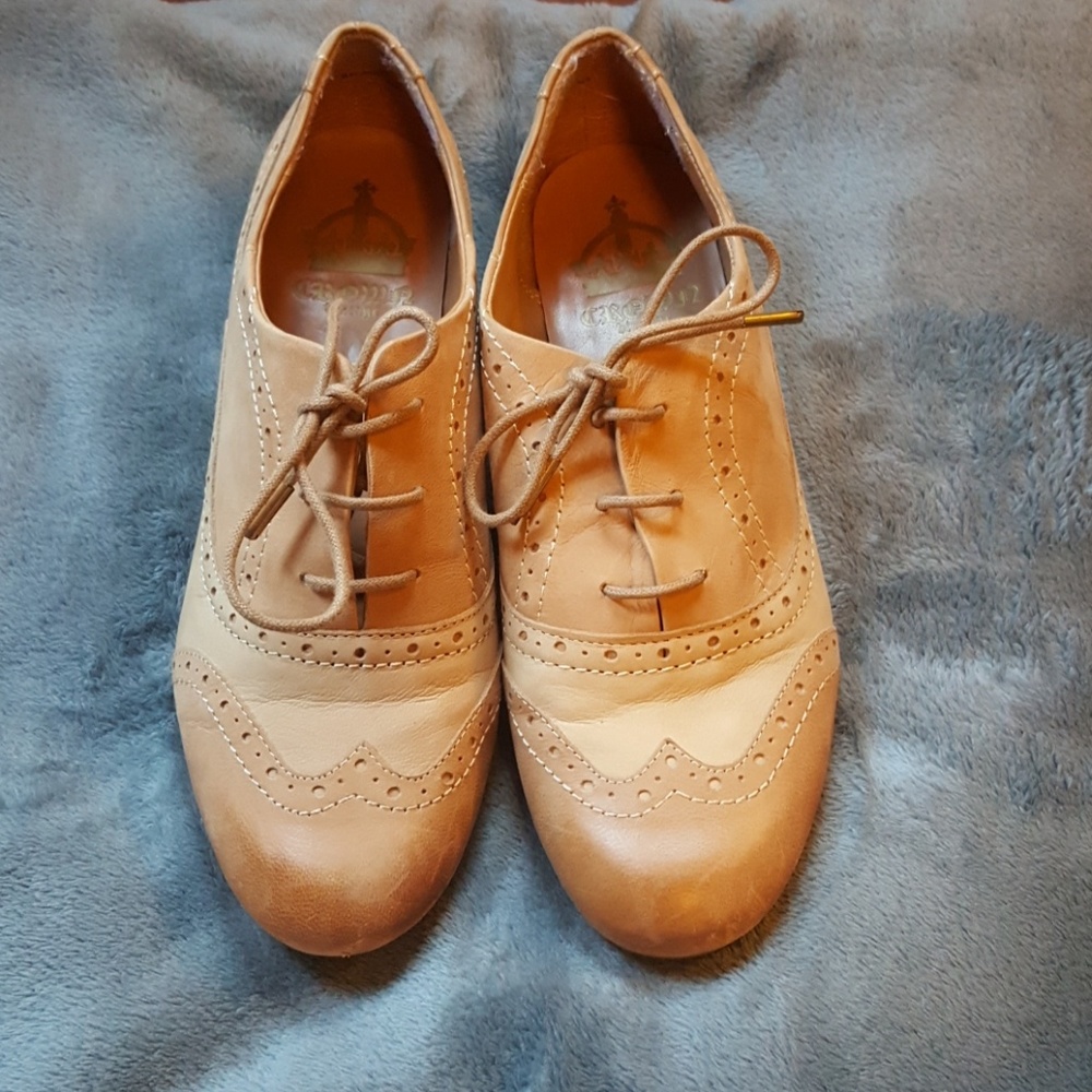 Crown Vintage Oxfords