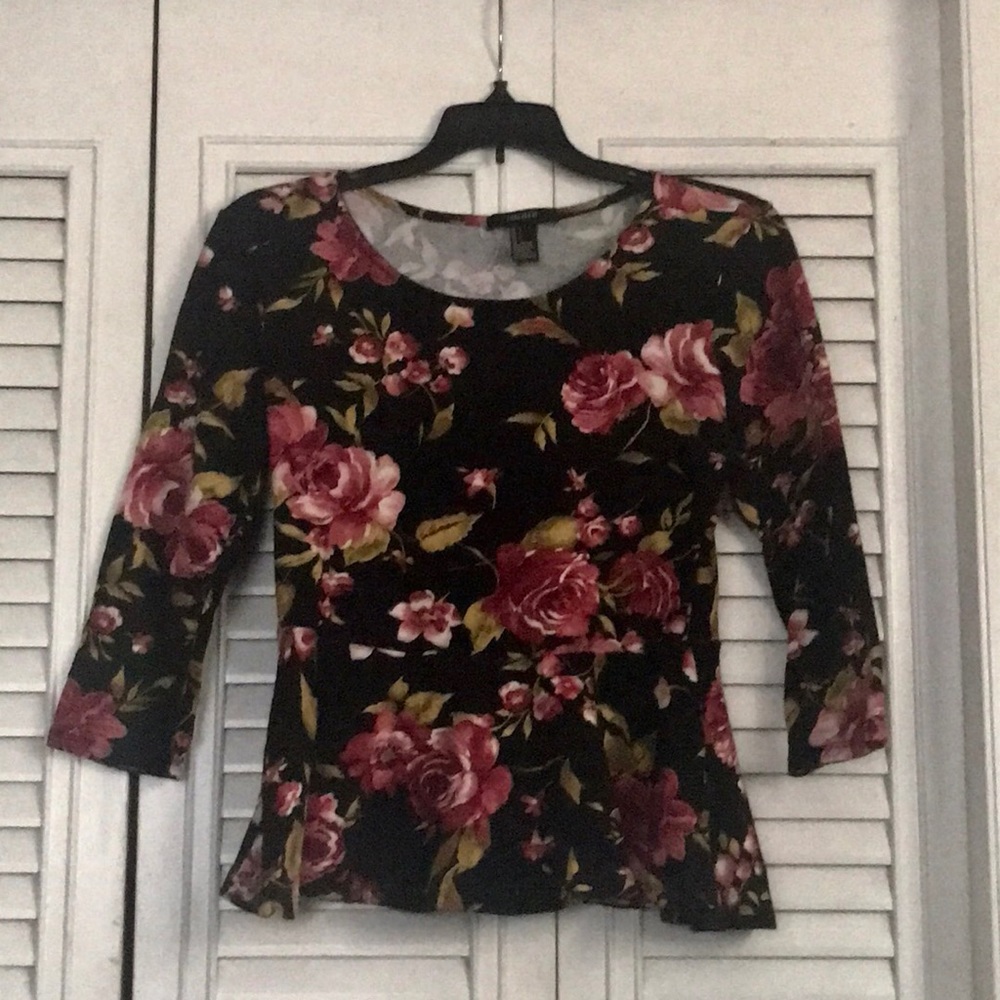 Forever 21 Floral Blouse 💐