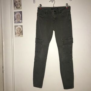 Bullhead Denim Company - Cargo Low Rise