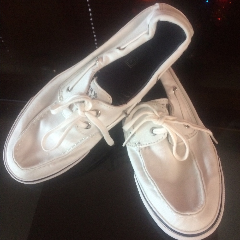 Women’s Canvas Boat Shoes