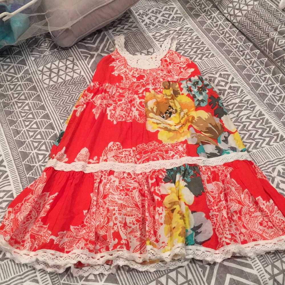 Cute girls dress size 5/6