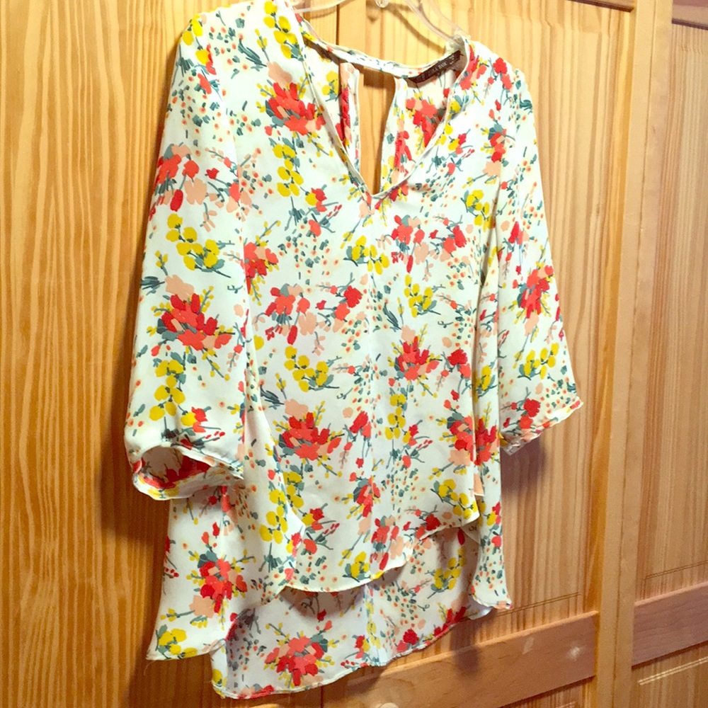 Zara beautiful floral blouse