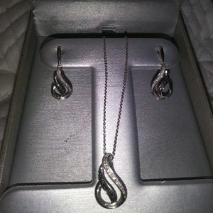 Zales black and white diamond necklace