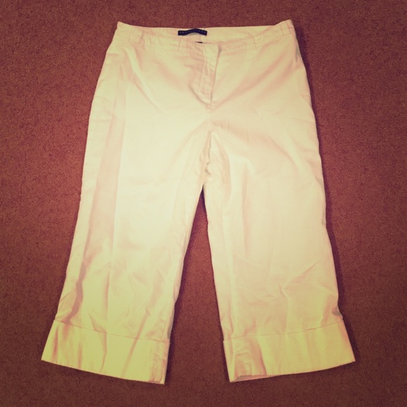 Apostrophe WHITE Capri Pants - Picture 1 of 4