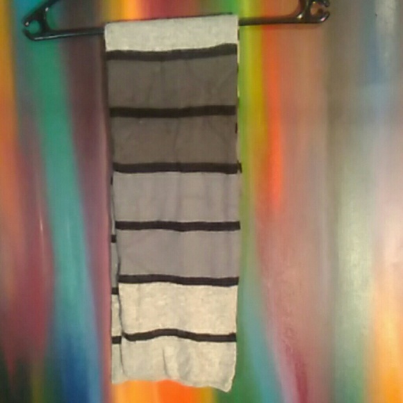 Merona scarf - Picture 1 of 4