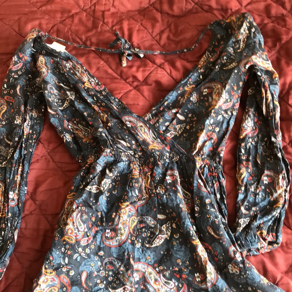 Romper - Picture 2 of 4