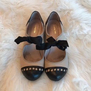 Vintage inspired heels