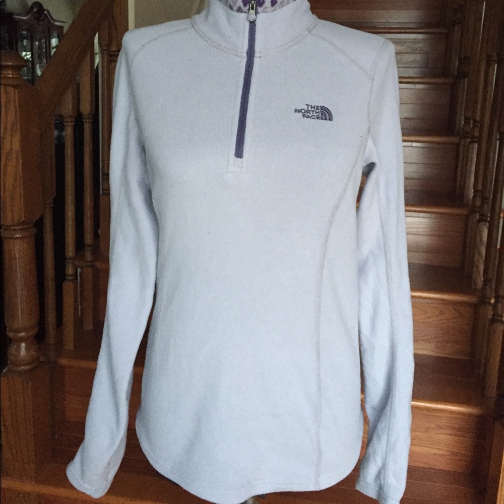THE NORTH FACE TOP